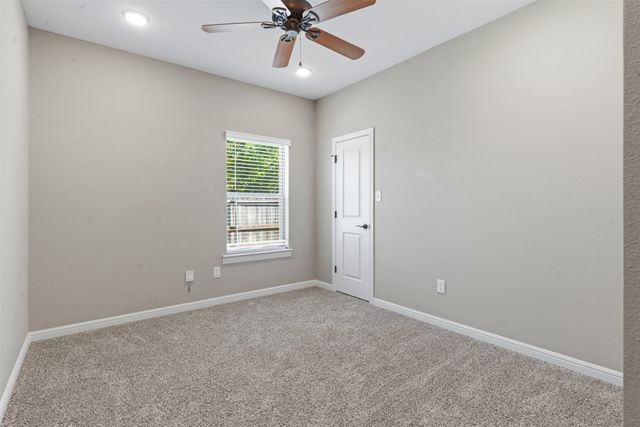 1617 Hawthorne Street, Cleburne, TX 76033