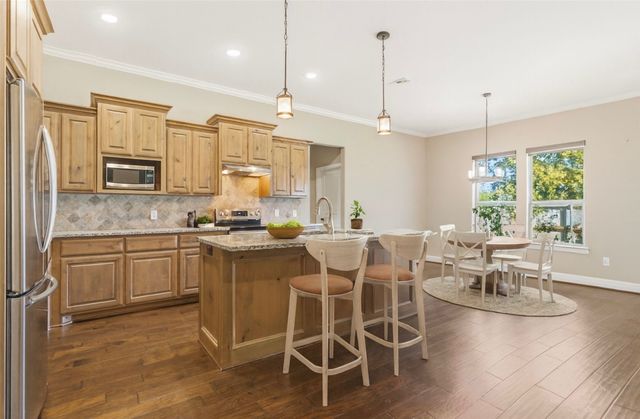 1617 Hawthorne Street, Cleburne, TX 76033