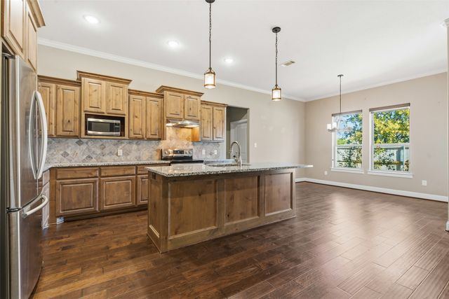 1617 Hawthorne Street, Cleburne, TX 76033