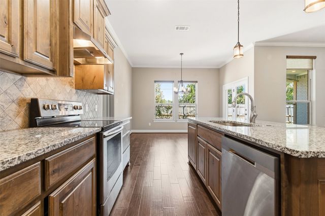 1617 Hawthorne Street, Cleburne, TX 76033