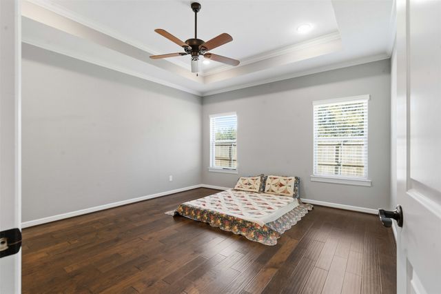 1617 Hawthorne Street, Cleburne, TX 76033