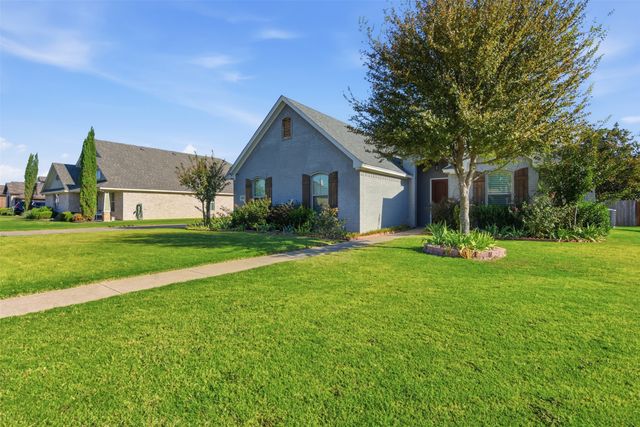 1617 Hawthorne Street, Cleburne, TX 76033