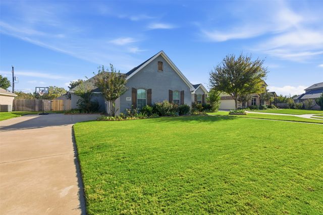1617 Hawthorne Street, Cleburne, TX 76033