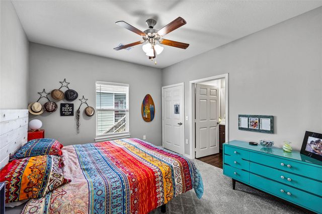 710 35th Street, Galveston, TX 77550