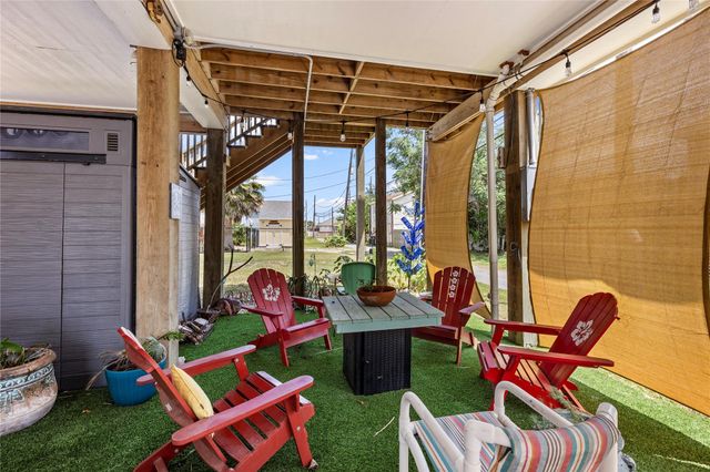 710 35th Street, Galveston, TX 77550