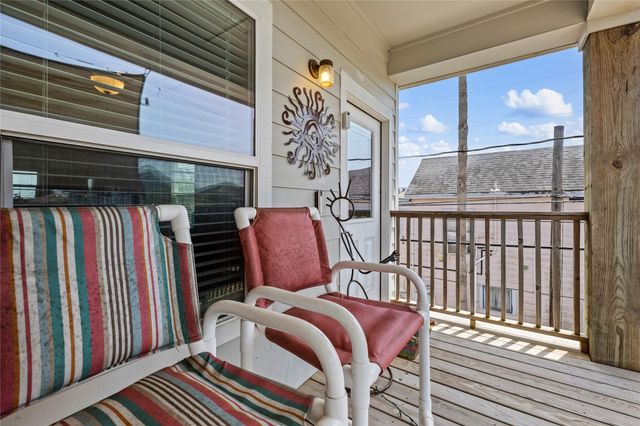 710 35th Street, Galveston, TX 77550
