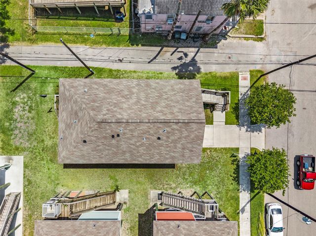 710 35th Street, Galveston, TX 77550