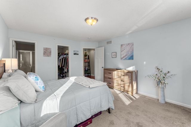 2606 Waterfall Way NW, Prior Lake, MN 55372