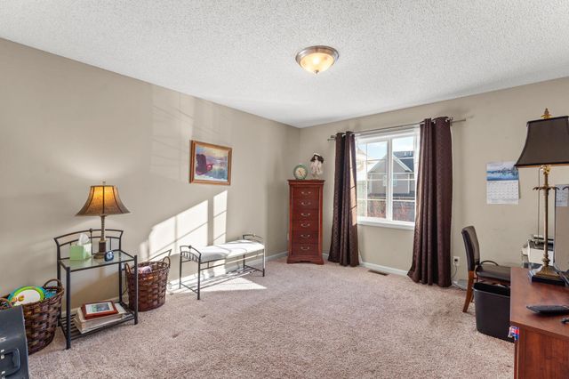 2606 Waterfall Way NW, Prior Lake, MN 55372