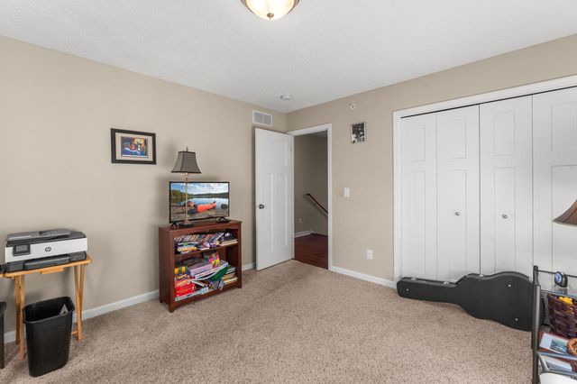 2606 Waterfall Way NW, Prior Lake, MN 55372