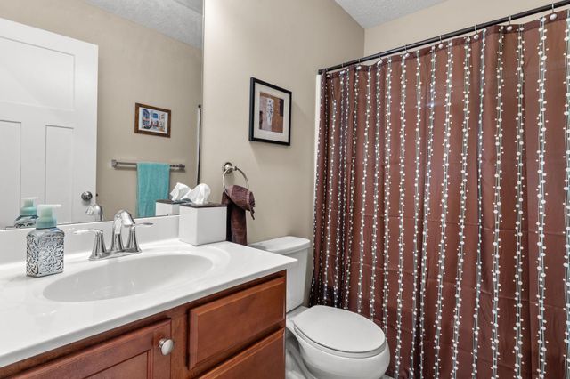 2606 Waterfall Way NW, Prior Lake, MN 55372