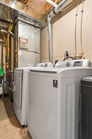 2606 Waterfall Way NW, Prior Lake, MN 55372