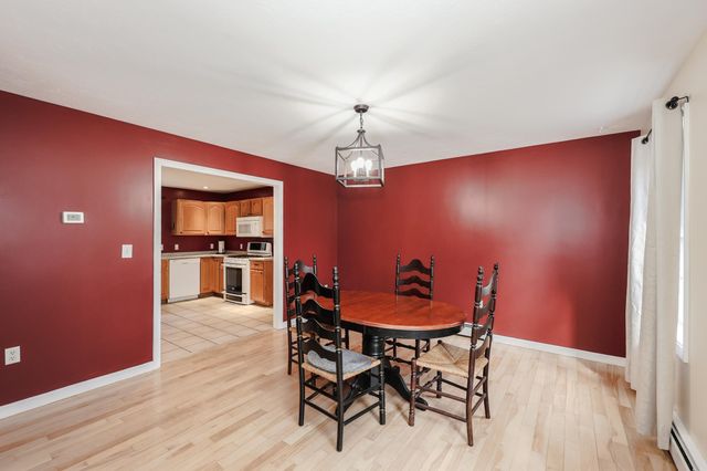 118 Harriman Hill Road, Raymond, NH 03077