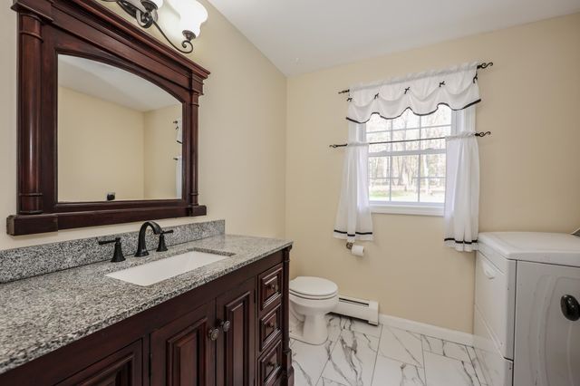118 Harriman Hill Road, Raymond, NH 03077