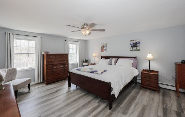 118 Harriman Hill Road, Raymond, NH 03077