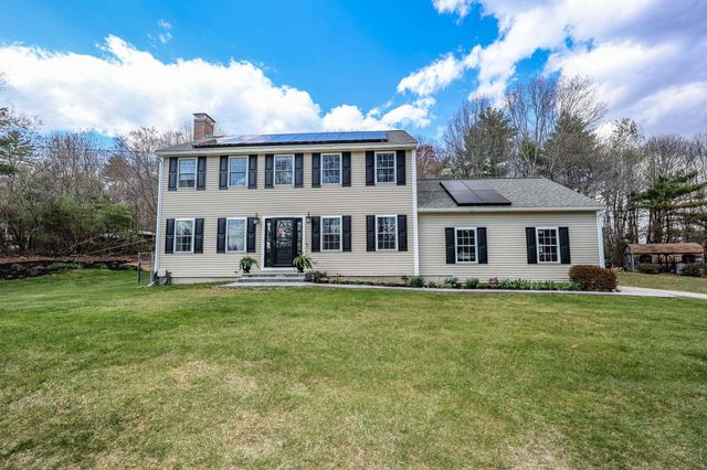 118 Harriman Hill Road, Raymond, NH 03077