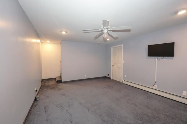 118 Harriman Hill Road, Raymond, NH 03077