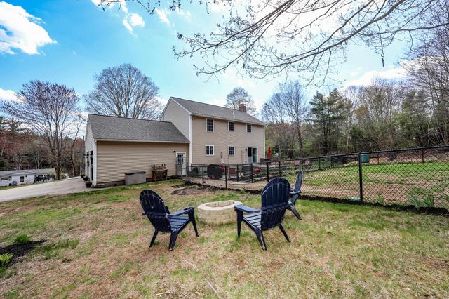 118 Harriman Hill Road, Raymond, NH 03077