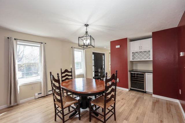 118 Harriman Hill Road, Raymond, NH 03077