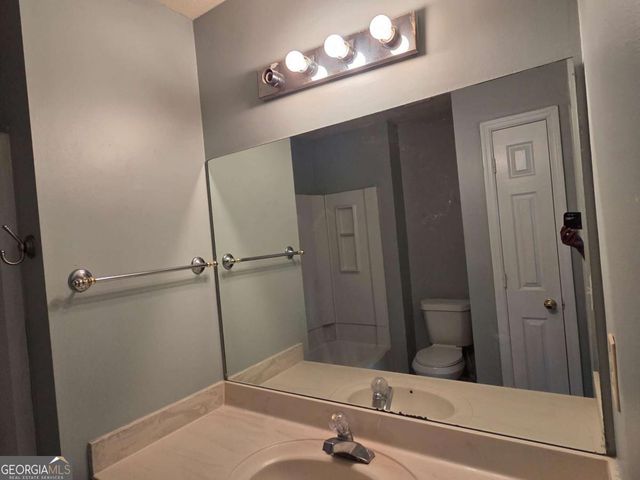 876 Indian Lake Drive NW, Lilburn, GA 30047