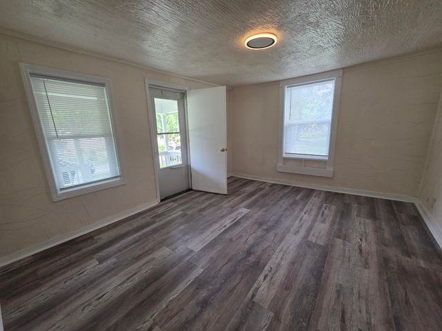 1311 N Forest Avenue, Springfield, MO 65802