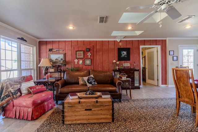 1900 Broadmoor Street, Amarillo, TX 79106