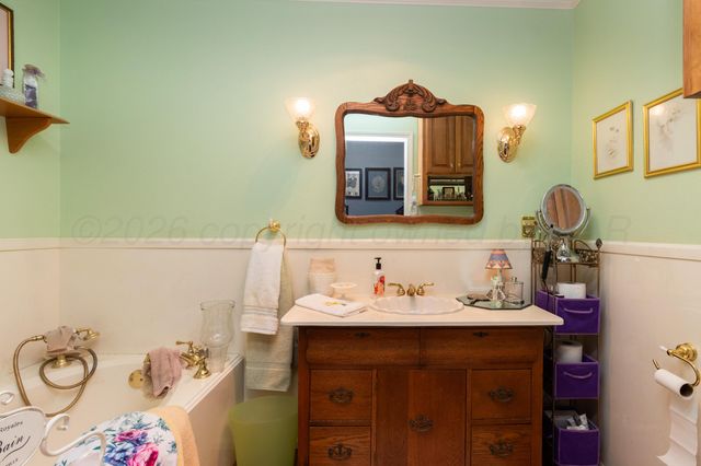 1900 Broadmoor Street, Amarillo, TX 79106