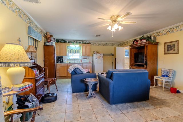 1900 Broadmoor Street, Amarillo, TX 79106