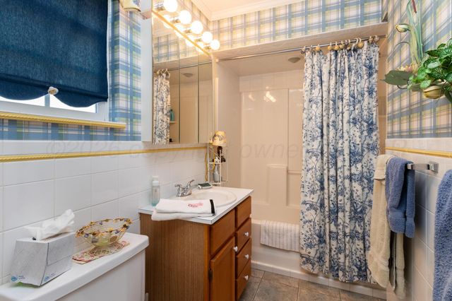 1900 Broadmoor Street, Amarillo, TX 79106