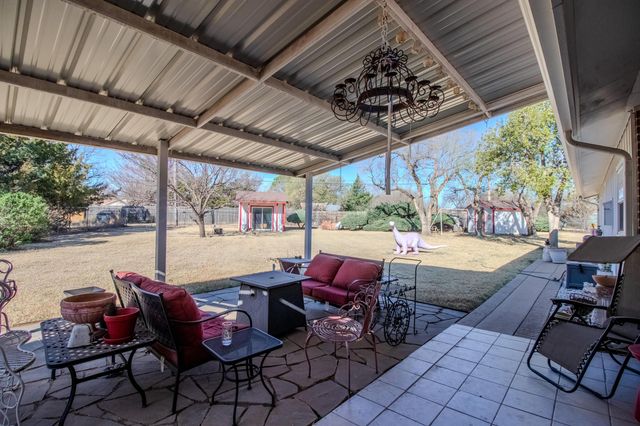 1900 Broadmoor Street, Amarillo, TX 79106