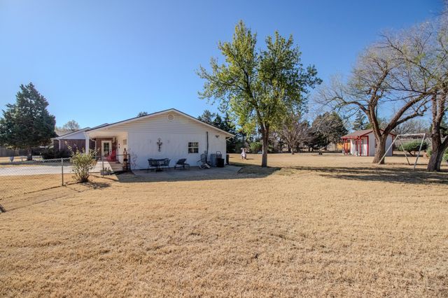 1900 Broadmoor Street, Amarillo, TX 79106