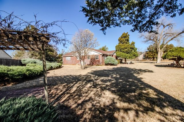 1900 Broadmoor Street, Amarillo, TX 79106