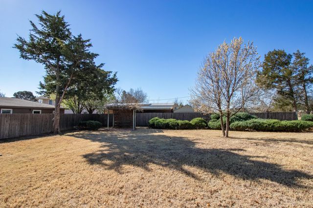 1900 Broadmoor Street, Amarillo, TX 79106