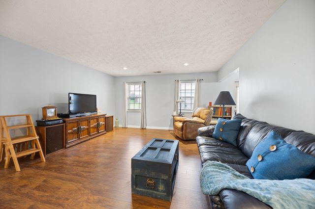 700 Jackson Road, Somerset, KY 42501