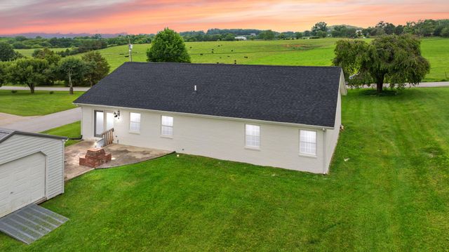 700 Jackson Road, Somerset, KY 42501
