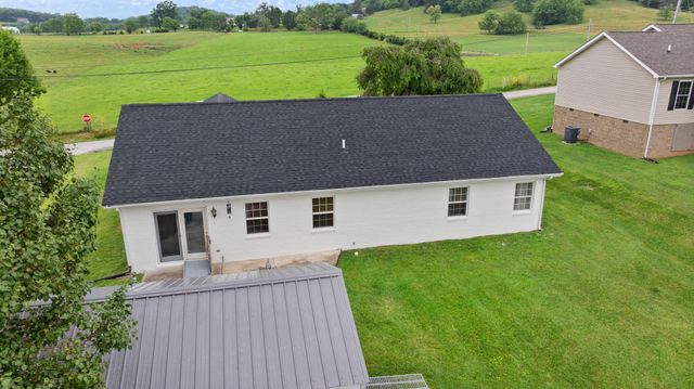 700 Jackson Road, Somerset, KY 42501