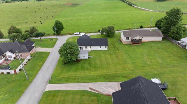 700 Jackson Road, Somerset, KY 42501