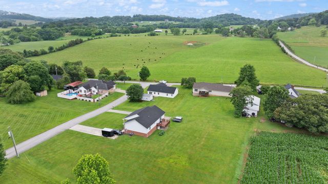 700 Jackson Road, Somerset, KY 42501