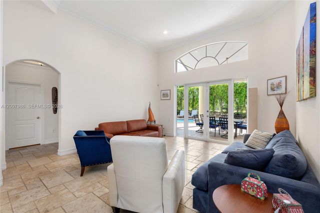 14831 SW 95th Ct, Miami, FL 33176