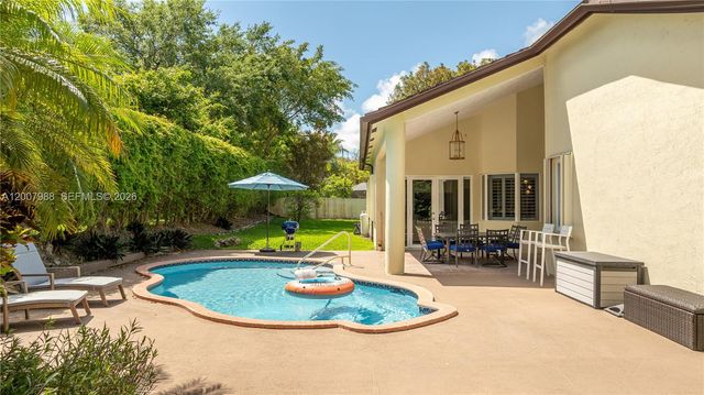 14831 SW 95th Ct, Miami, FL 33176