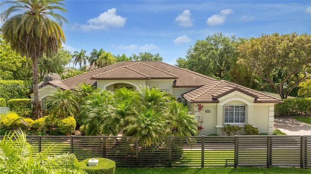 14831 SW 95th Ct, Miami, FL 33176
