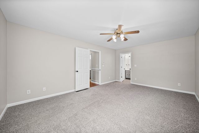 748 Gholson Rd, Clarksville, TN 37043
