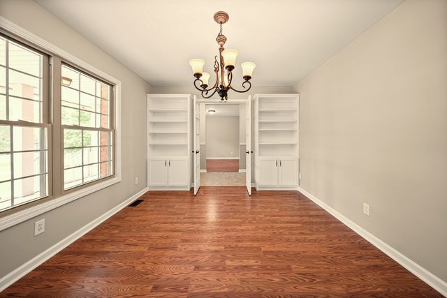 748 Gholson Rd, Clarksville, TN 37043