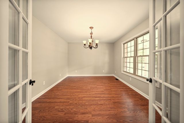 748 Gholson Rd, Clarksville, TN 37043
