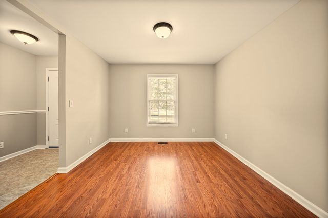 748 Gholson Rd, Clarksville, TN 37043