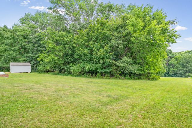 748 Gholson Rd, Clarksville, TN 37043