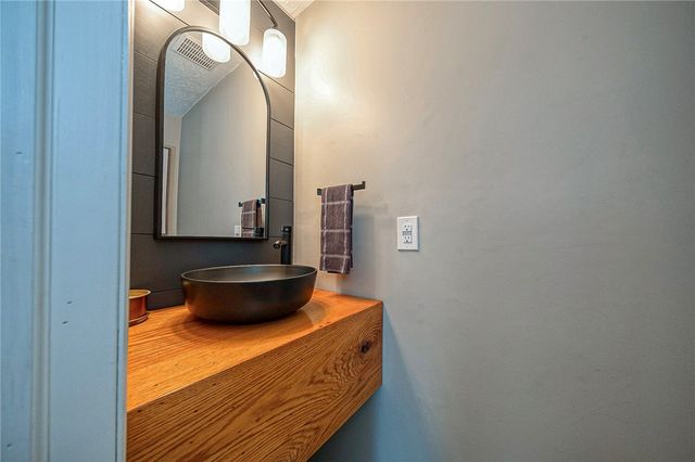 605 Bayberry Lane, North Fayette, PA 15126