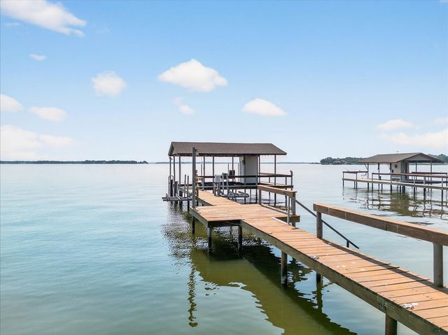 114 Baker B Ranch Road, Trinidad, TX 75163