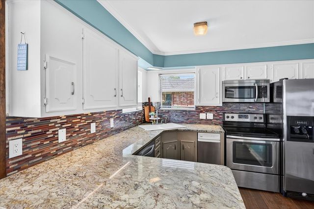 114 Baker B Ranch Road, Trinidad, TX 75163