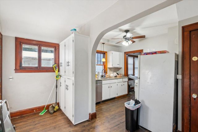 1185 Reaney Avenue, Saint Paul, MN 55106